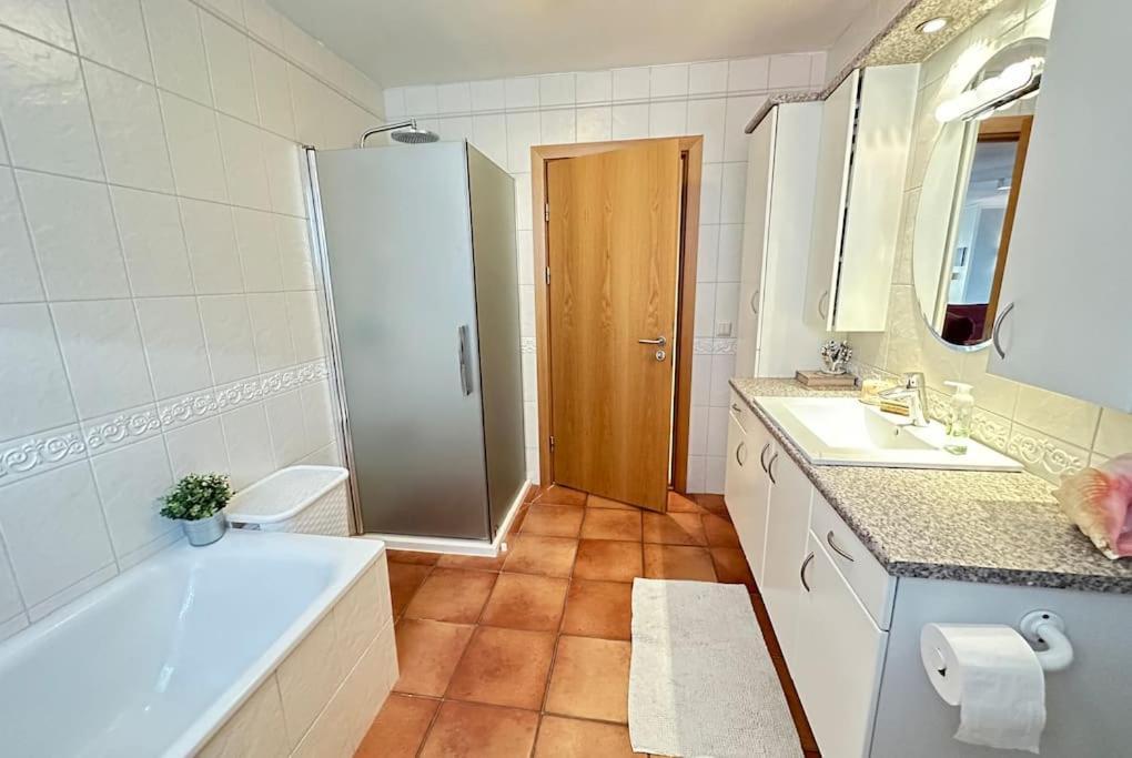 Spacious And Family Friendly Apartment In ريكيافيك المظهر الخارجي الصورة